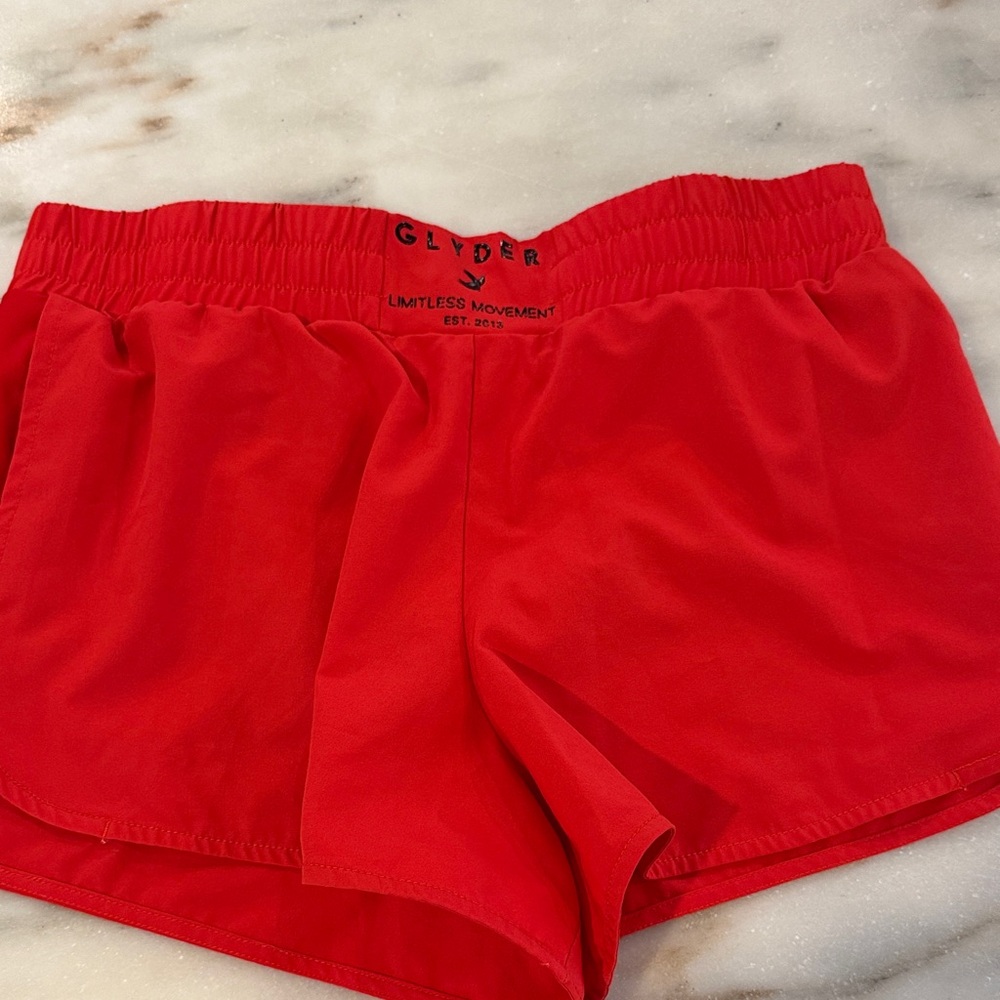 Glyder Women's Red Athletic Shorts medium 2.5” inseam